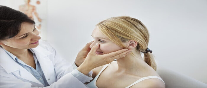 Como é a avaliação para a rinoplastia secundária?