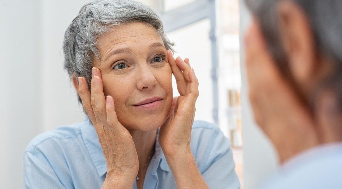 6 dicas para cuidar da pele após o surgimento dos primeiros sinais da idade