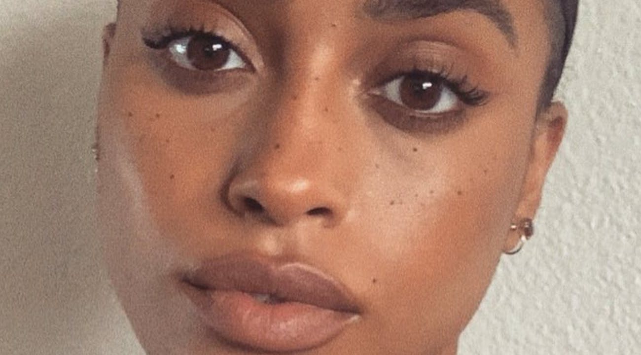 5 razões para a idade do seu rosto estar em ritmo mais acelerado