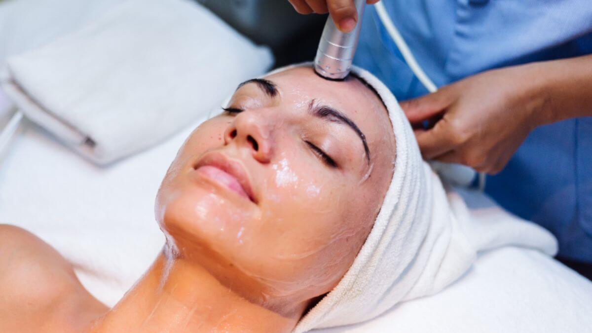 Peeling químico: saiba tudo sobre o procedimento estético